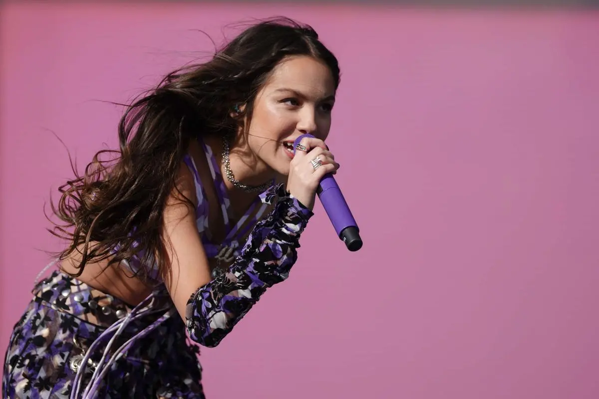 10 choses à savoir sur Olivia Rodrigo, la nouvelle sensation de la pop américaine