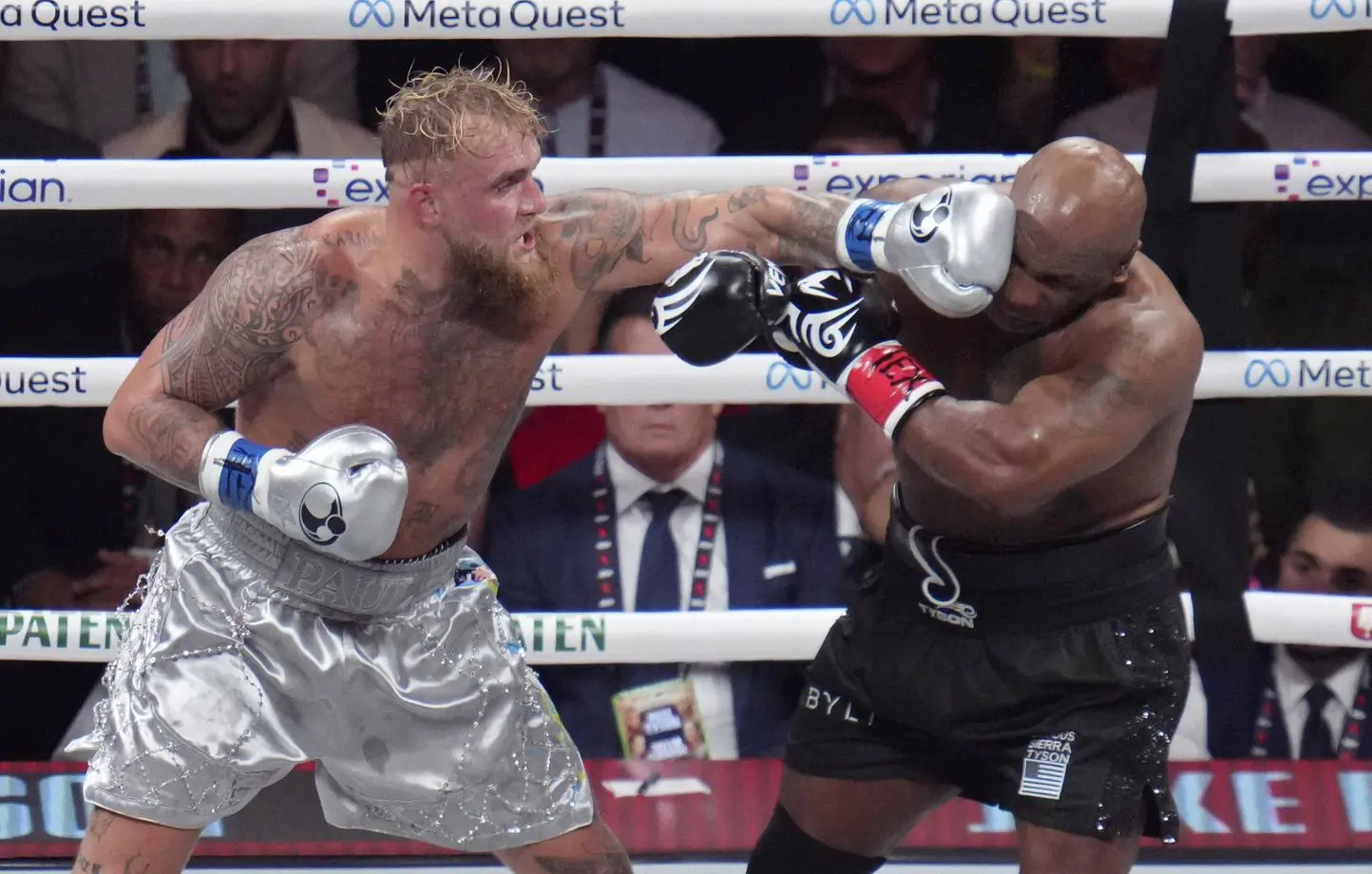 Boxe : « Il mérite deux gifles », « gamin stupide »… Qui est vraiment Jake Paul, le youtubeur ayant battu Mike Tyson ?