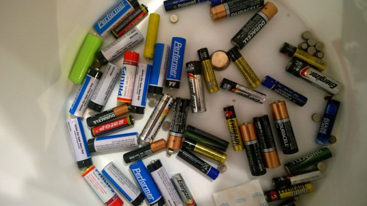 Battery Recycling: Reduce, Reuse, and Recycle for a Greener Future